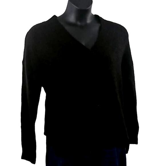 Nine West Women's V-Neck Sweater - Size Small (NWT) - Picture 6 of 9